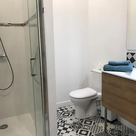 Holiday home Dependance De Charme Totalement Renovee