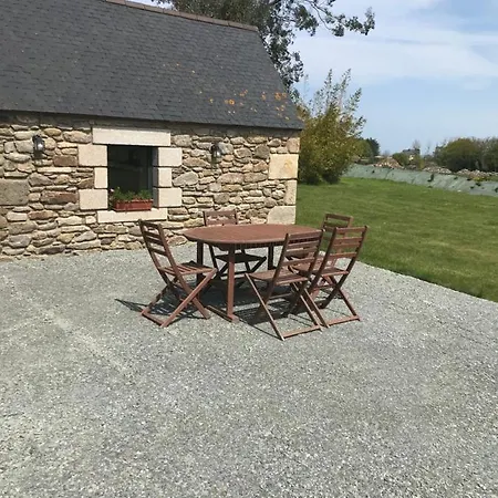 Dependance De Charme Totalement Renovee Holiday home *